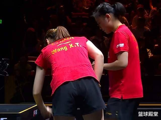 包含体操夜战：辽东灰熊队逆转天山貔貅队，主帅临场妙招韧性比赛的样板的词条