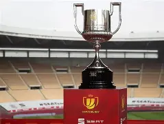 包含国王杯倒计时，里尔今夜回应争议，细节引发关注，赛场秩序良好，临场指挥获称赞的词条